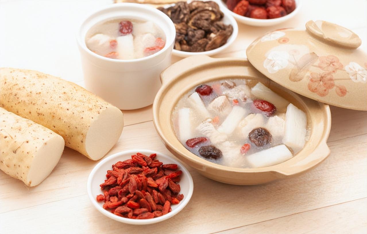 冬季养生，记住4个方法，助你排出寒湿，藏足阳气，健康度过寒冬