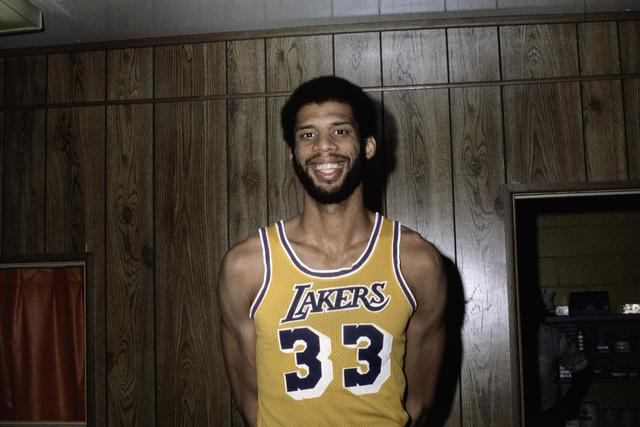 汤爹:若贾巴尔像詹姆斯18岁进联盟 后者就还要4年得分才能追上他