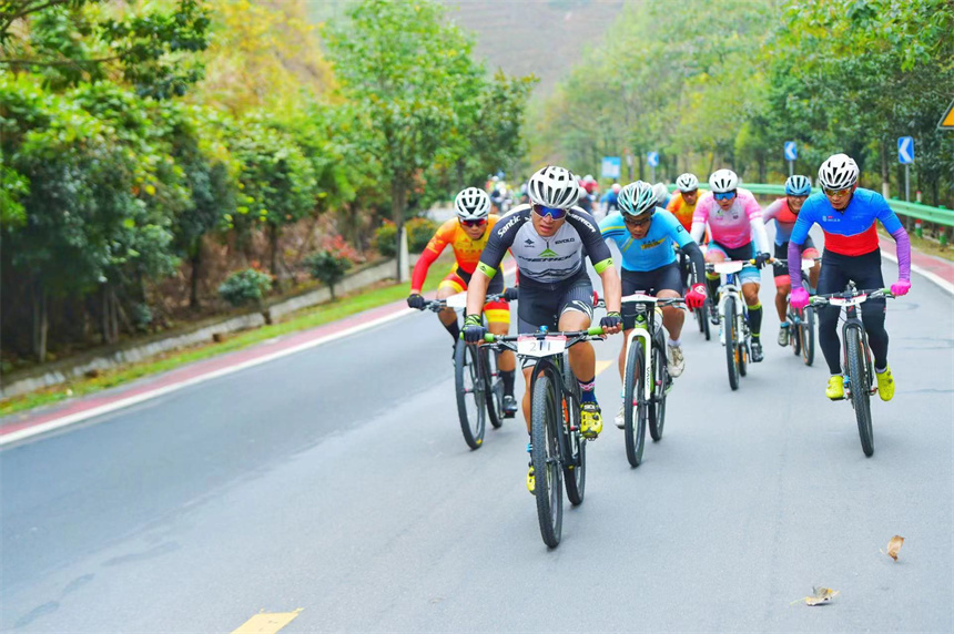 骑行装备选择指南 长途骑行护具怎么选