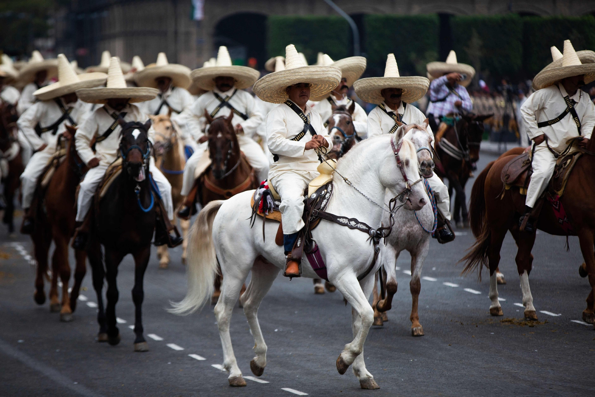 纪念墨西哥革命112周年|墨西哥|新华社|首都_新浪新闻