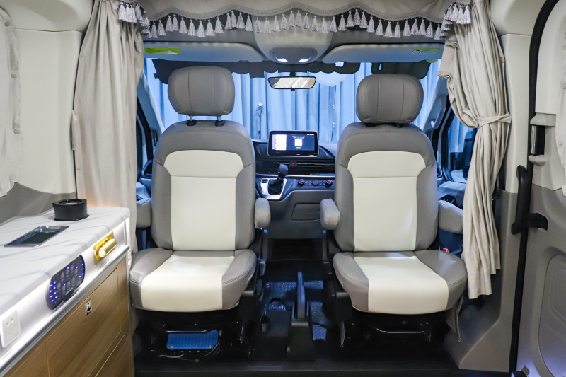 露营好帮手实拍上汽大通maxusv90露营版