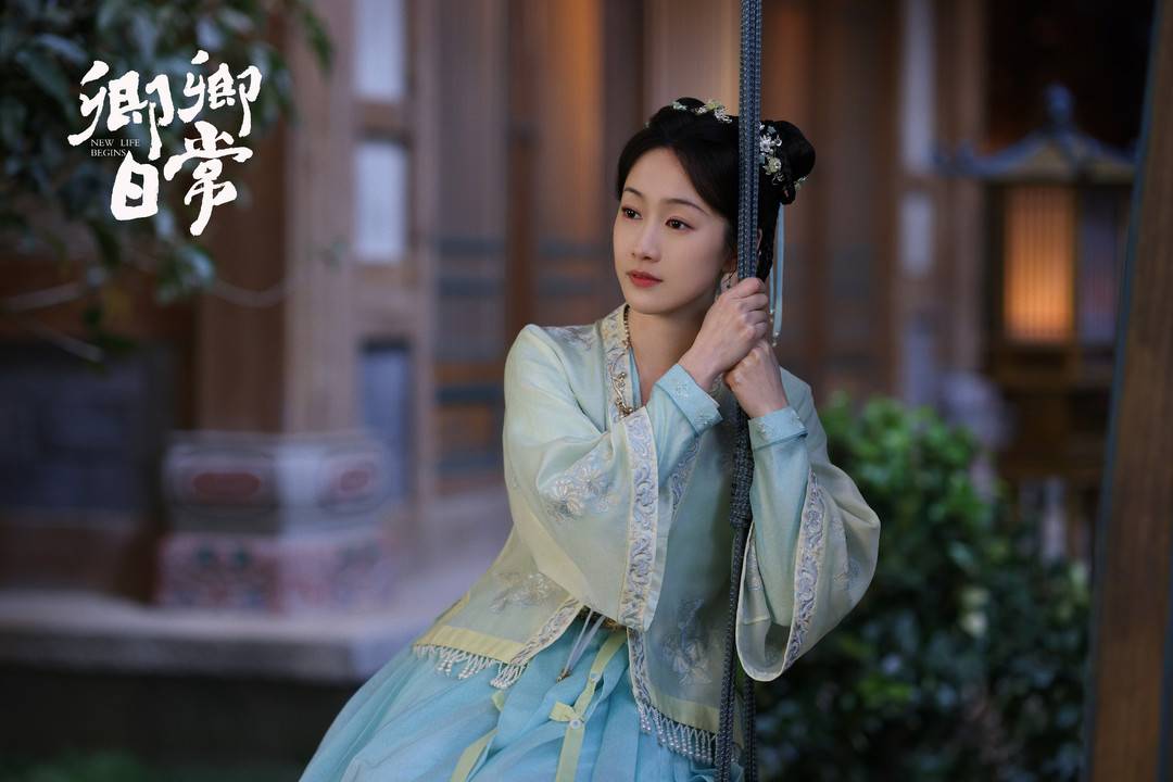 卿卿日常里的搞笑女是怎么炼成的专访刘美含喜剧的外表下是悲剧的内核