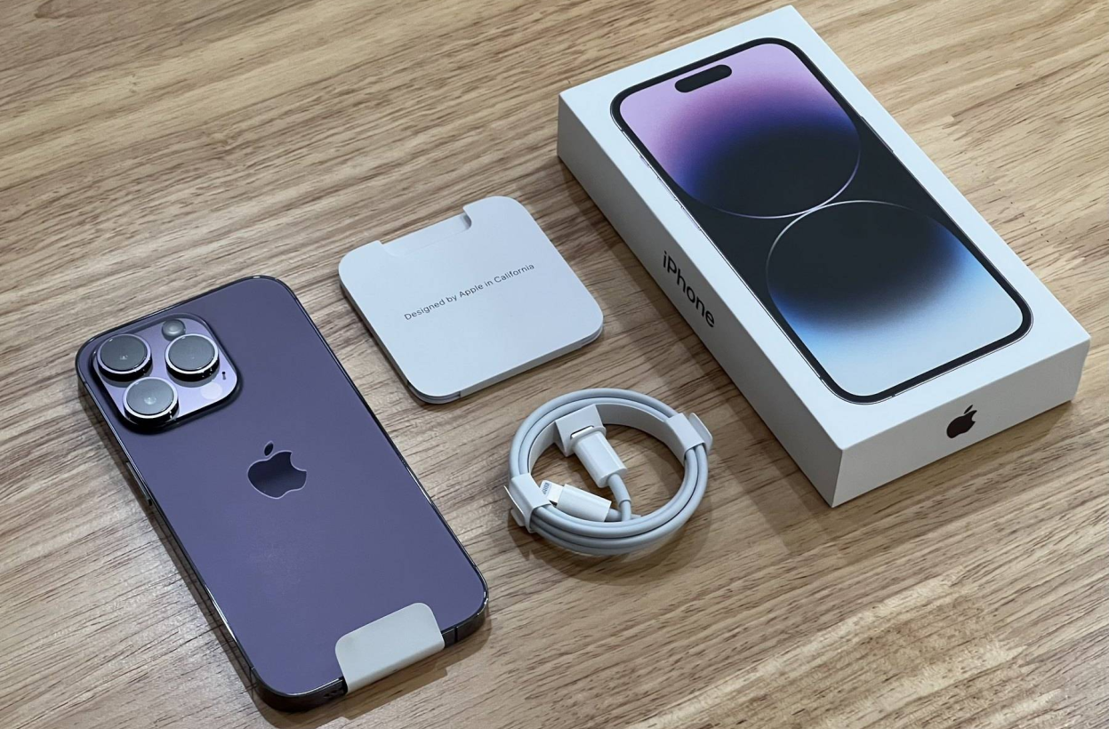 iphone 14虽然很好,但购买的同时,你需要提前准备两类配件!