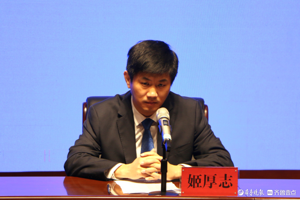 薛城1400余名特困老年人在“家门口”吃上“热乎饭”