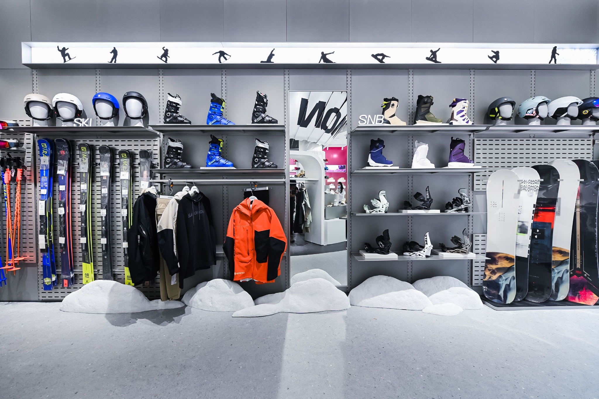 萨洛蒙Salomon中国区负责人：三年三位数增长，更重要的是与消费者共振｜36氪专访休闲区蓝鸢梦想 - Www.slyday.coM