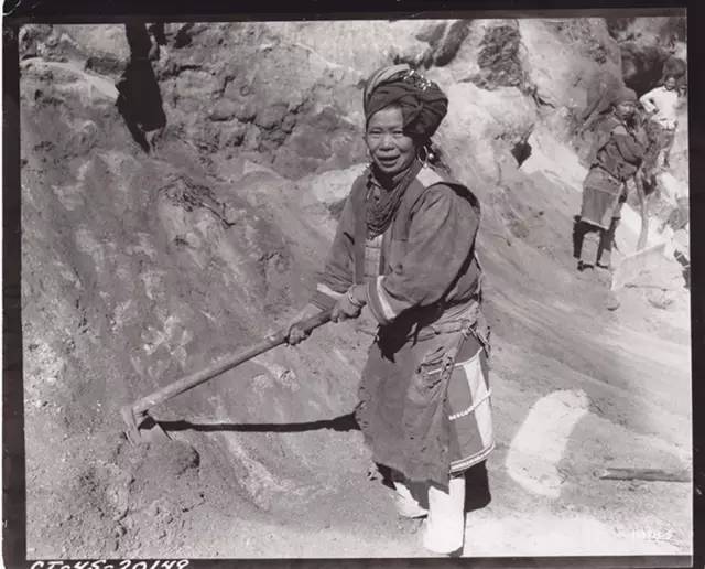 摄影收藏④|越众历史影像馆:以史料价值为先(下)_新浪财经_新浪网