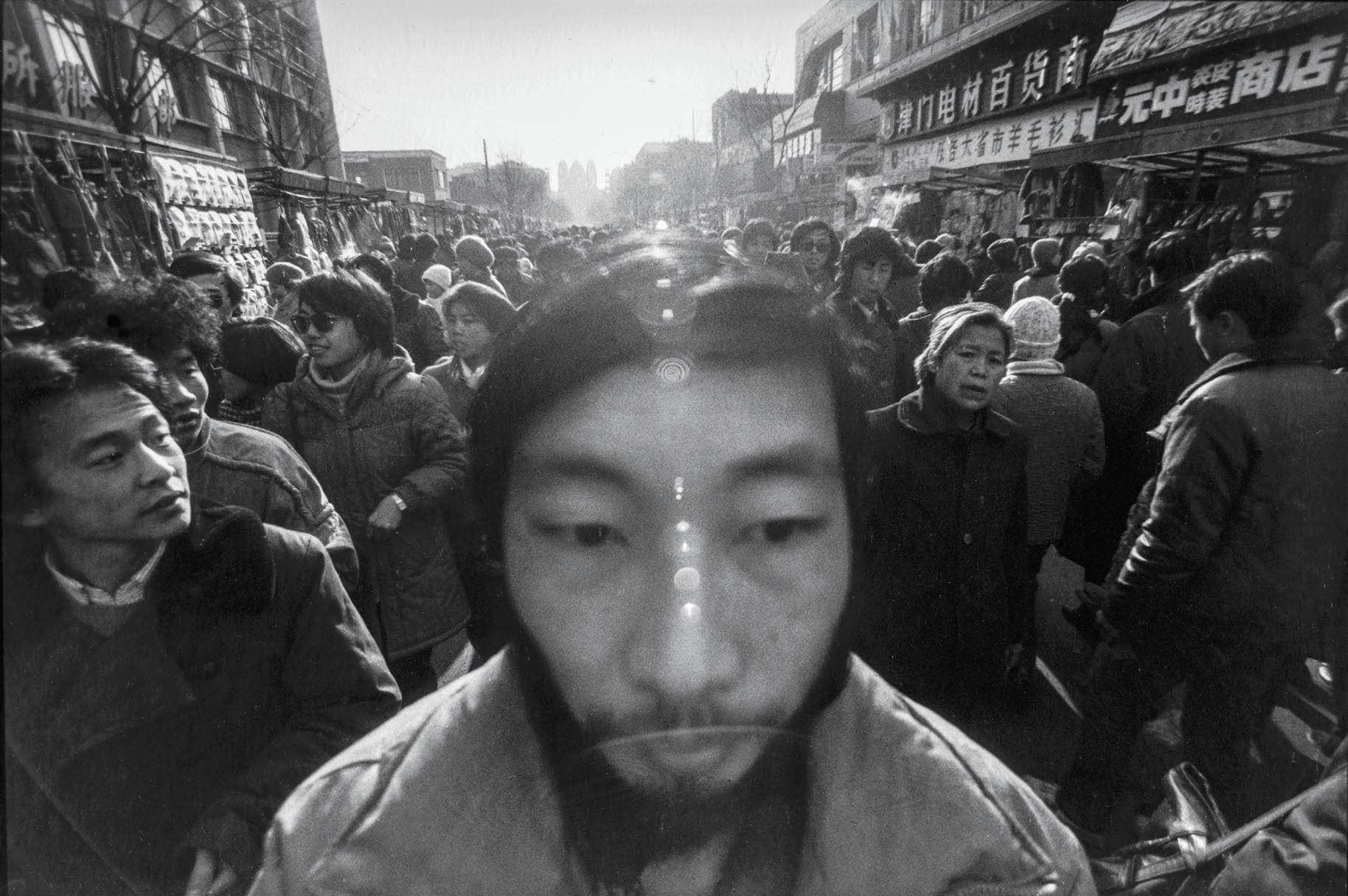 莫毅,《1m—我身后的风景》系列,1988顾老师这本书里面讲到摄影的趋势