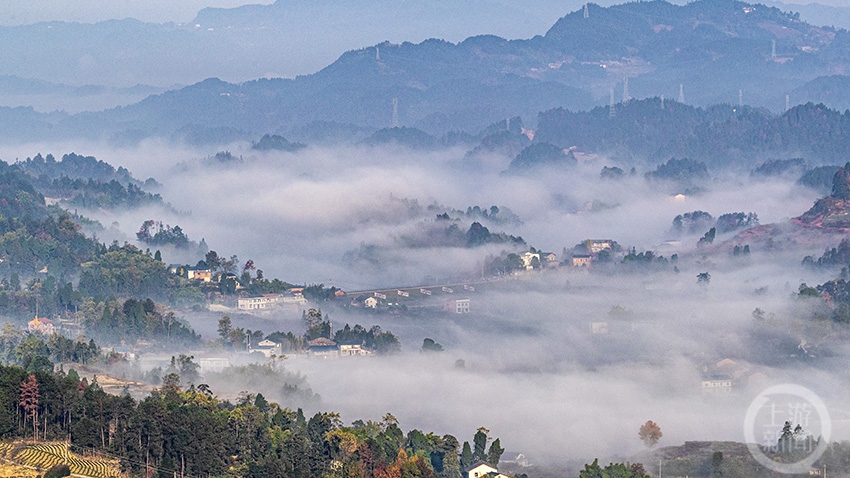重庆南川:雾漫山乡美家园|重庆市_新浪新闻