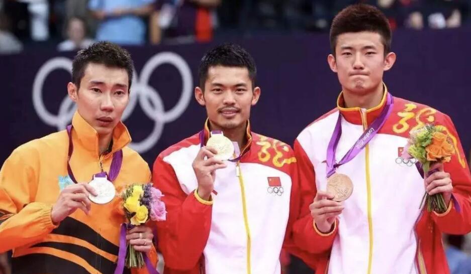 羽毛球名将李宗伟分享家人合照 官宣三胎儿子出世__财经头条