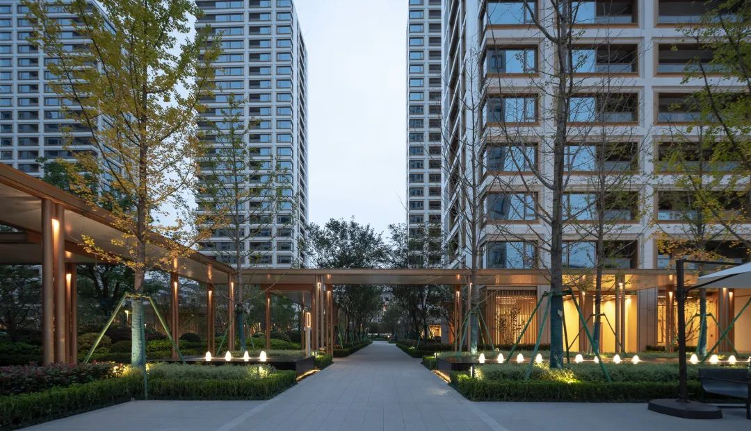 现在的豪宅都太卷了！休闲区蓝鸢梦想 - Www.slyday.coM