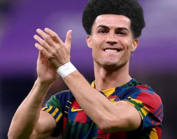 槽点世界杯|头发太短错过进球,我为c罗设计发型_新浪财经_新浪网