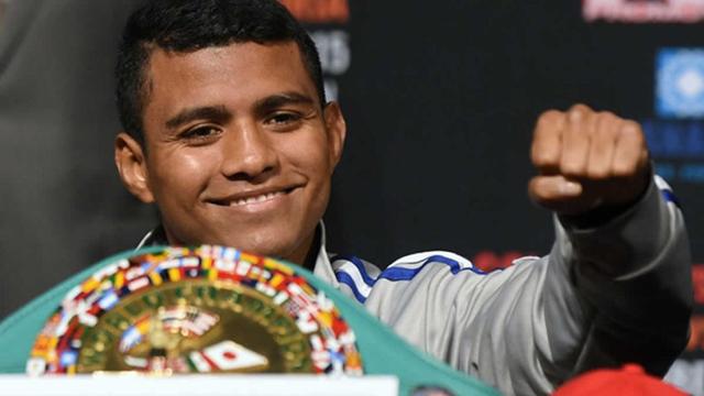 在两人2012年的第一次对决中,罗曼·冈萨雷斯以3-0的一致判定击败了