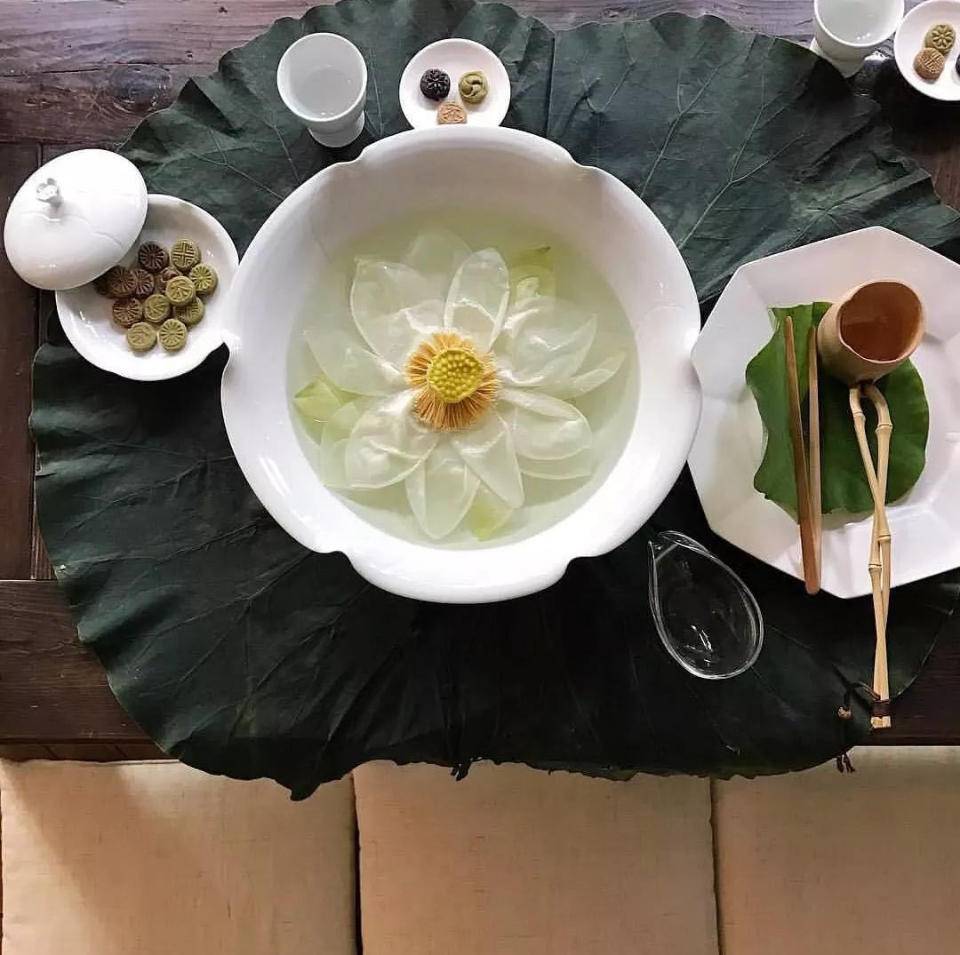 《莲茶余韵》__财经头条