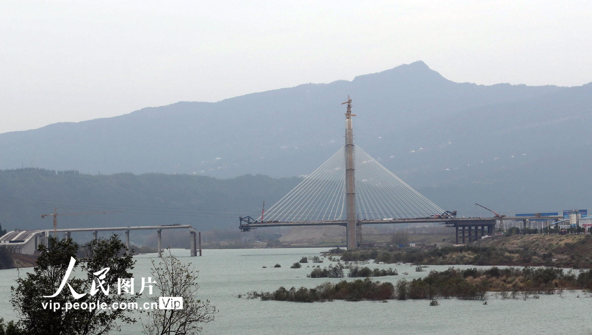 四川广元:摆宴坝嘉陵江大桥加快建设__财经头条