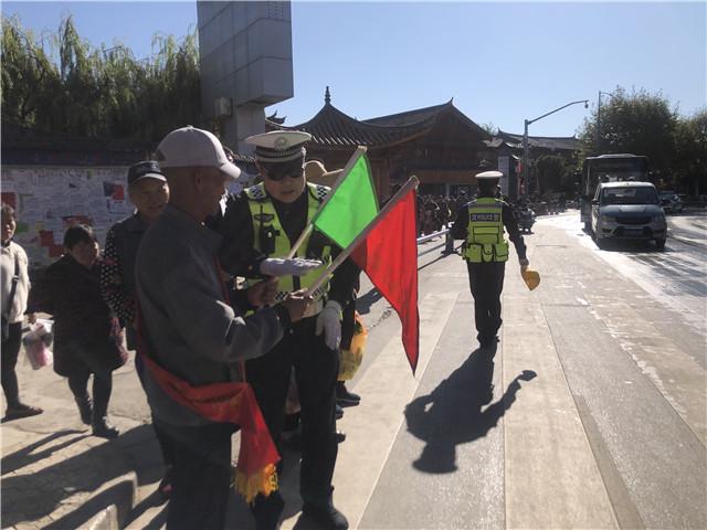 全国交通安全日：1—11月，丽江城区交警共查处交通违法行为173421起休闲区蓝鸢梦想 - Www.slyday.coM