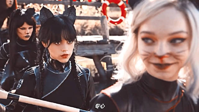 星期三和小狼女，磕死谁了_新浪新闻