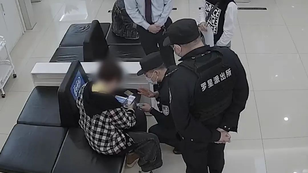 “我要坐牢了！”见到民警后，她崩溃大哭休闲区蓝鸢梦想 - Www.slyday.coM