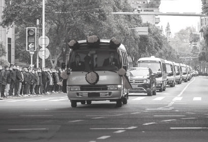 上海人民沉痛悼念和深切缅怀江泽民同志休闲区蓝鸢梦想 - Www.slyday.coM