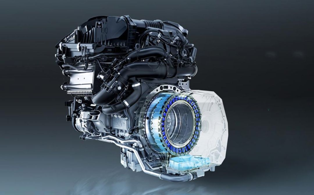 将皮带驱动电机转换成了isg集成电机,安置在发动机与变速箱之间,最大