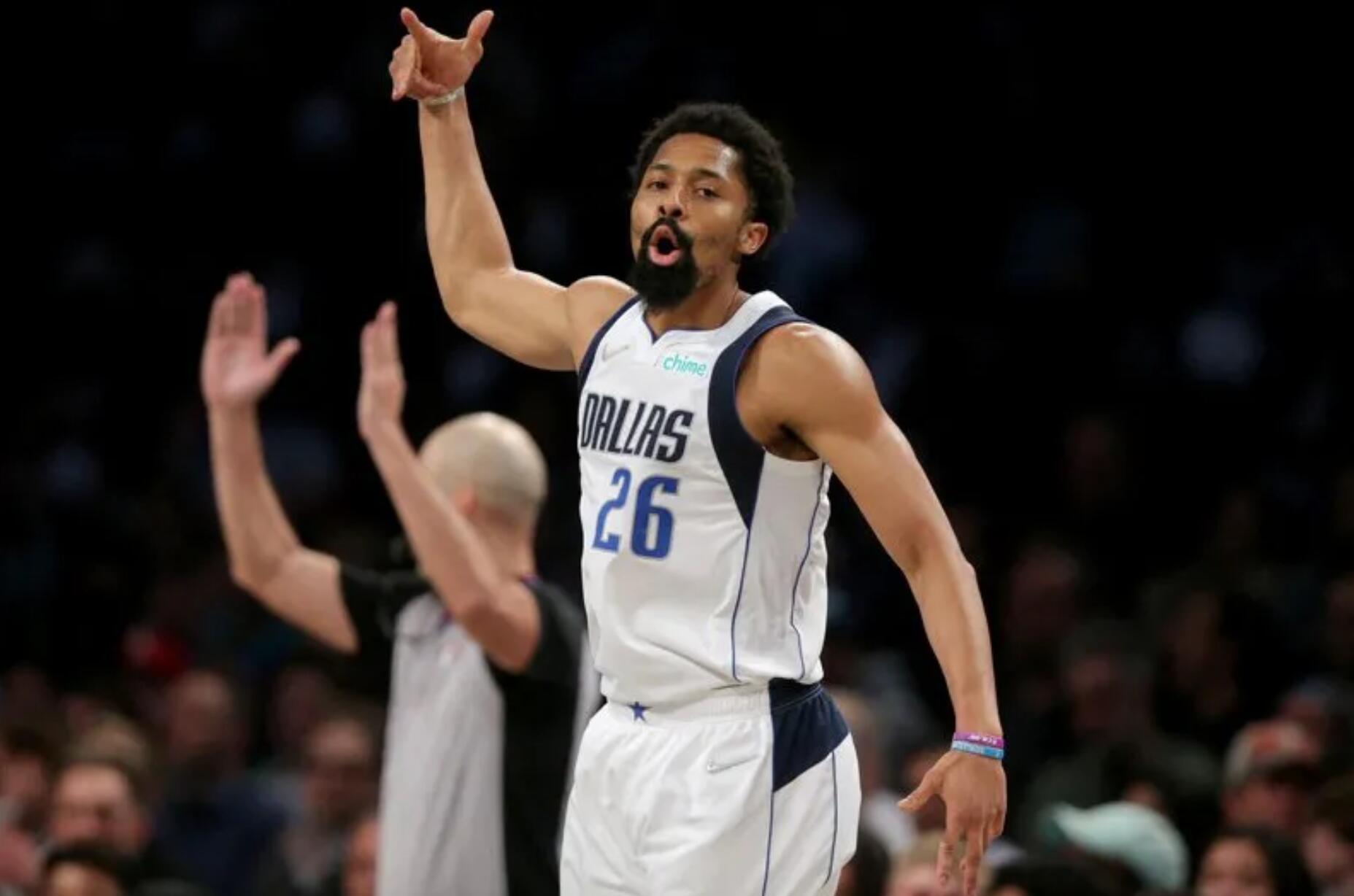 斯潘塞-丁威迪全场投篮8中3,得到13分2篮板7助攻1抢断|斯潘塞|投篮