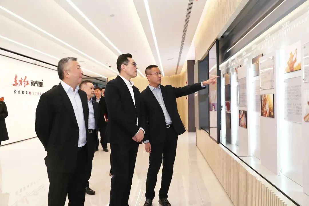 白廷辉同志调研东方证券资产管理有限公司