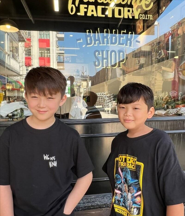 香港知名男星庆结婚17周年,太太是著名形象指导娘家身家过亿|黄浩然|太太|身家_新浪新闻