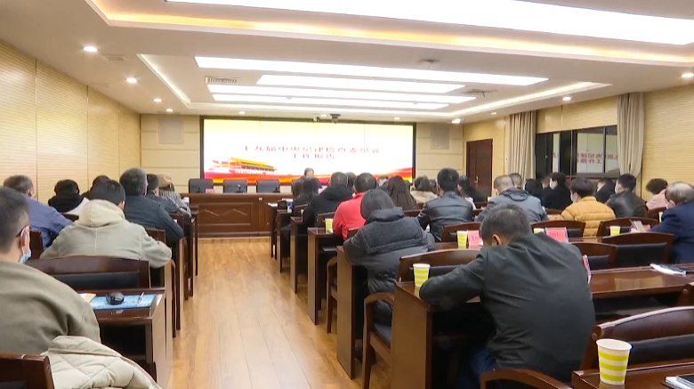 党的二十大精神集中宣讲丨贵阳市委宣讲团、贵阳贵安网信系统宣讲组走进基层宣讲党的二十大精神休闲区蓝鸢梦想 - Www.slyday.coM