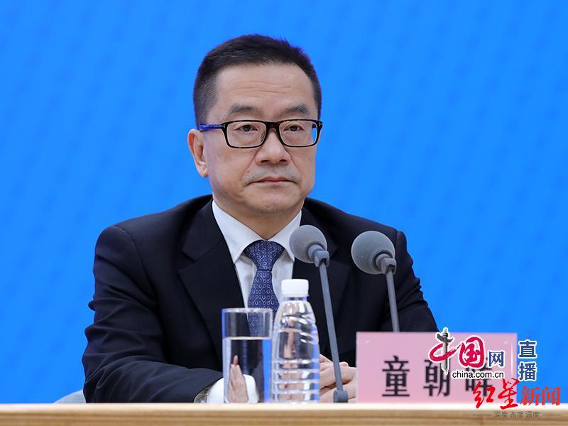 童朝晖：北京此次疫情出现4位危重型患者，奥密克戎导致重症、危重症比例比2009年全球流感低