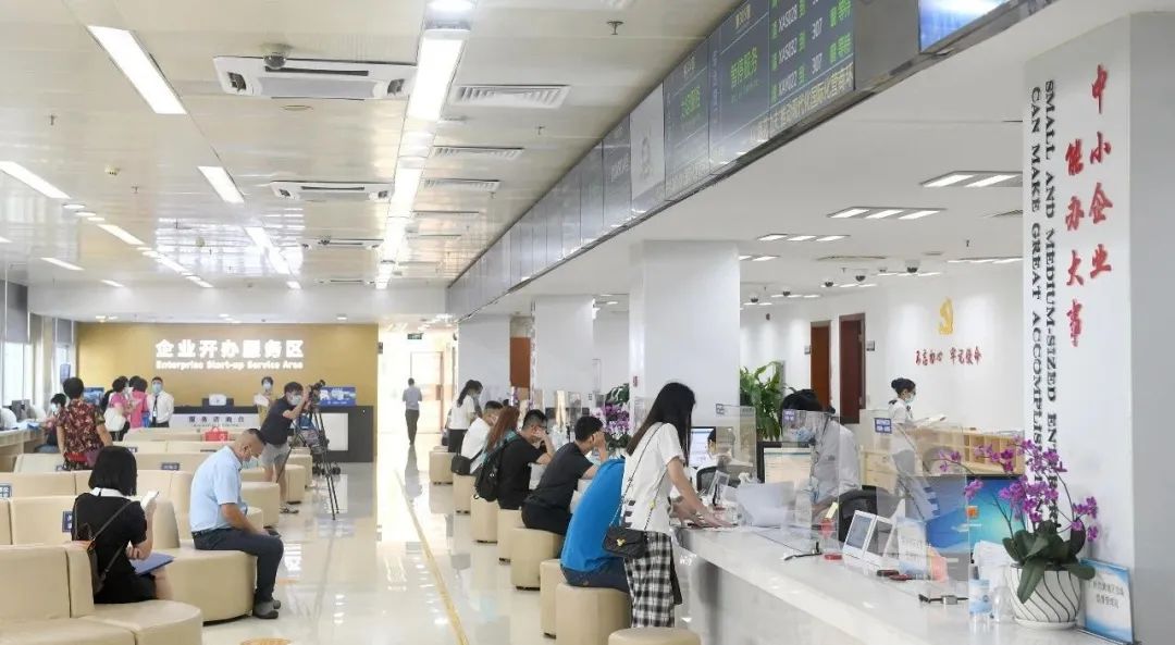 图片来源/新华社