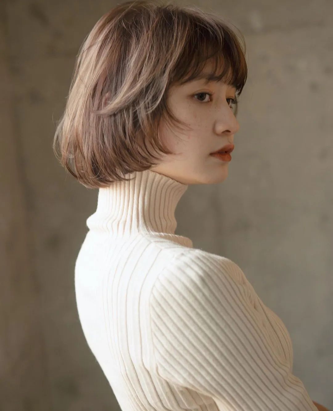 "巧克力发色"__财经头条