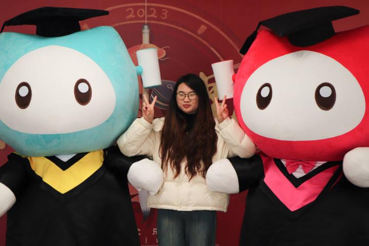 实力宠学生中国计量大学温暖输出爱的抱抱