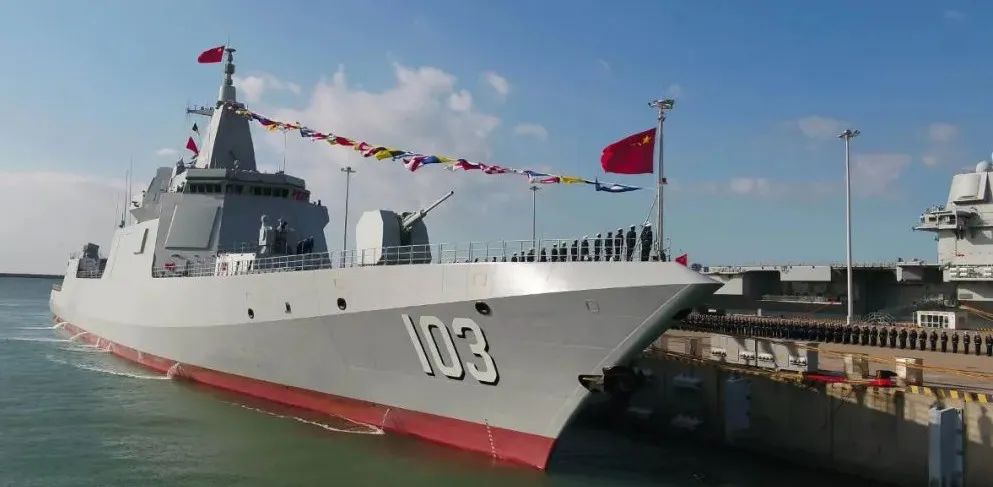 万吨大驱鞍山舰上,海军大校作别军旅——把句号打在"起点"上 - 37趣闻