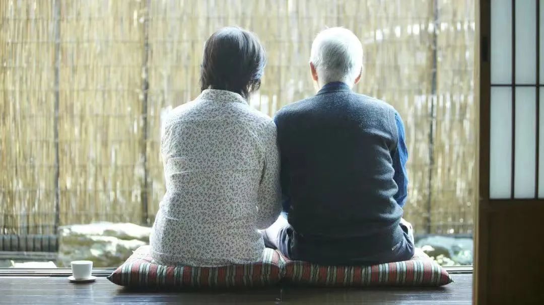 一帮成都00后、90后，合伙开了家养老院休闲区蓝鸢梦想 - Www.slyday.coM