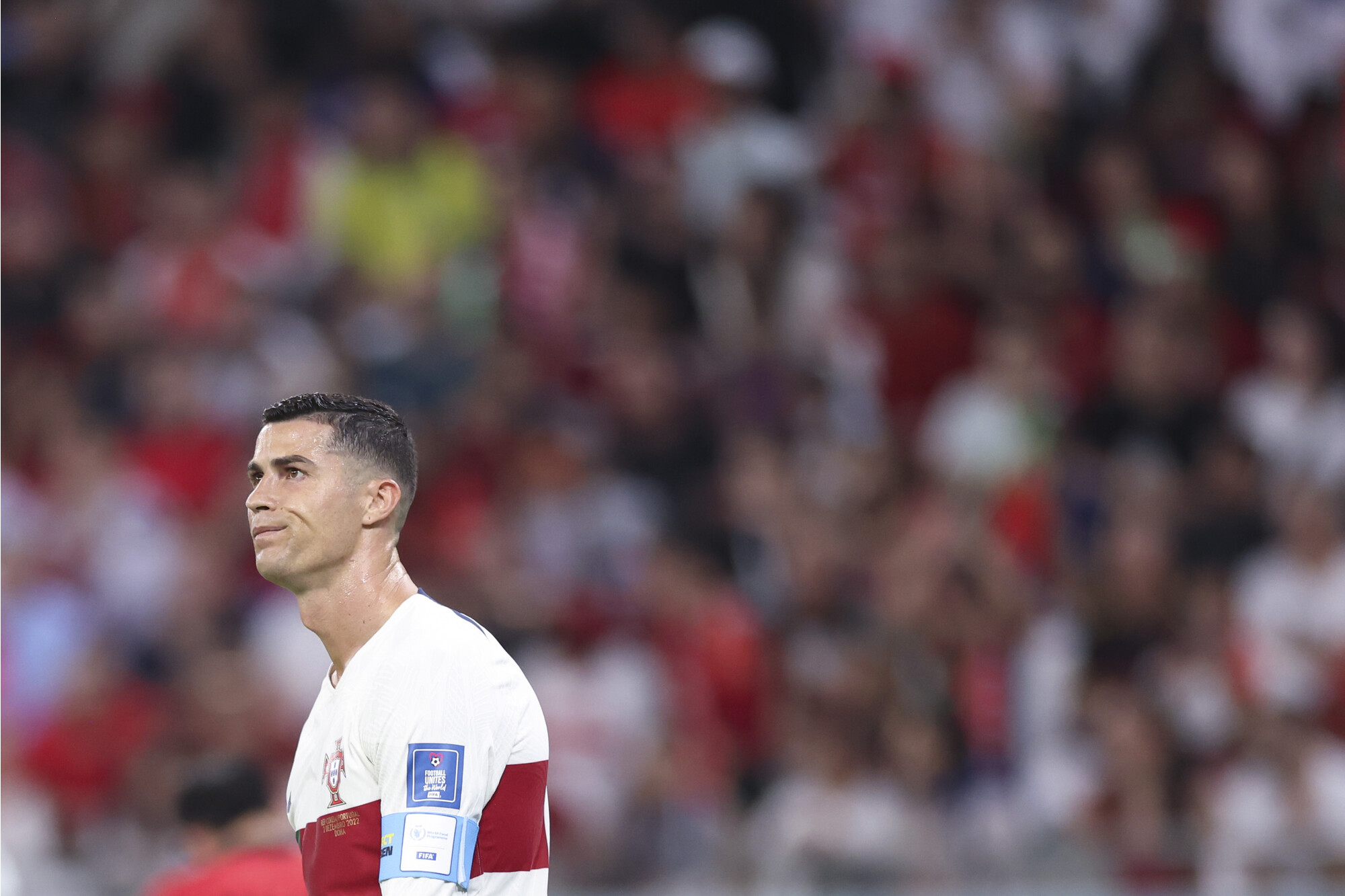 c罗转身离去,仓促而遗憾的谢幕|克里斯蒂亚诺·罗纳尔多|葡萄牙_新浪