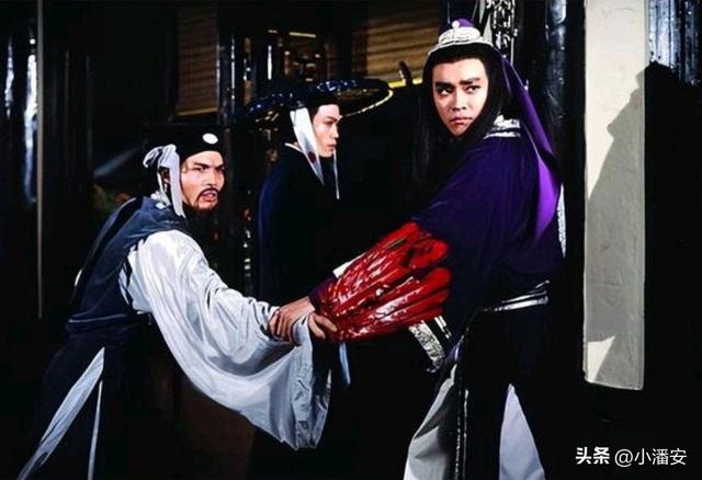 古龙最后一部作品，只写了三个章节便撒手人寰，让读者觉得可惜__财经头条