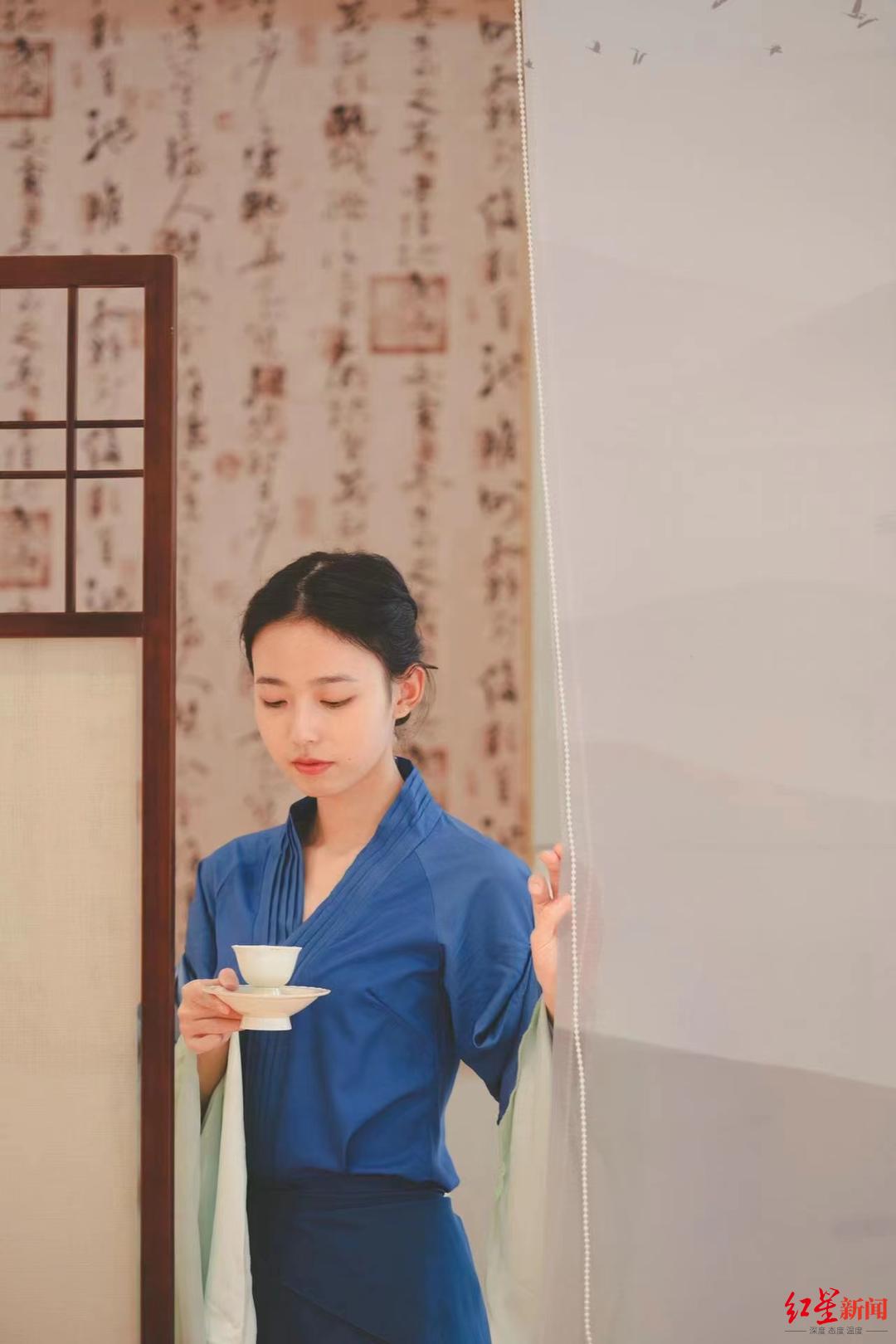 19岁大二女生创新"只此青绿",捧回四川大学生茶艺技能一等奖__财经