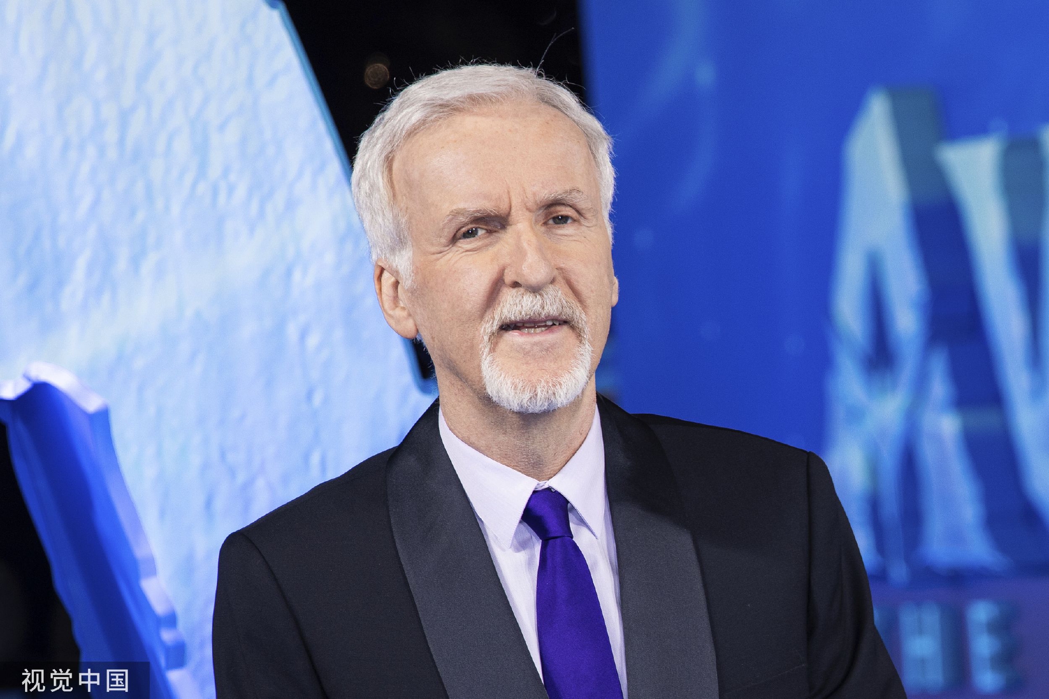 当地时间2022年12月6日,英国伦敦,导演詹姆斯·卡梅隆出席电影