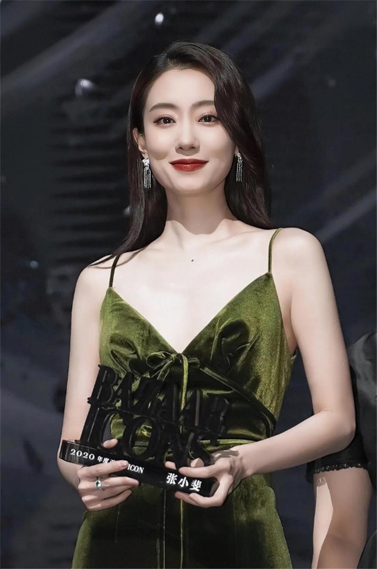 张小斐的消失，是娱乐圈的清醒|你好，李焕英|张小斐|贾玲_新浪新闻