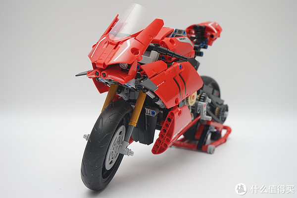经典再现乐高10269哈雷肥仔fatboy摩托车