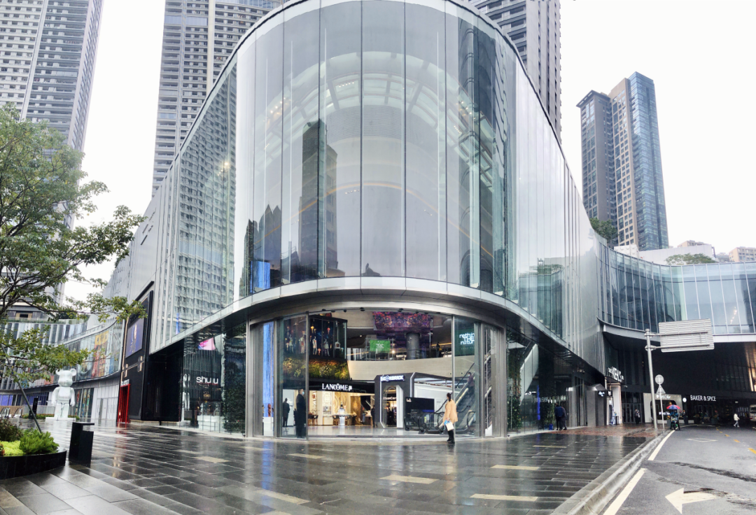 作为cbd商业的未来之星,中洲湾期望打破深圳商场现有同质化局面,构建