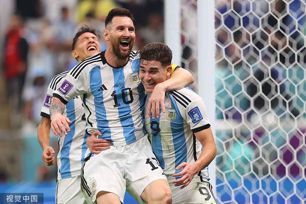 梅西完全激活了队友.