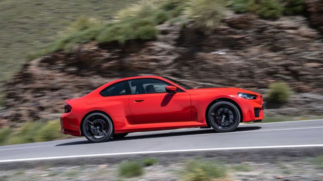 全新BMW M2和入门级性能瓦罐你会怎么选？