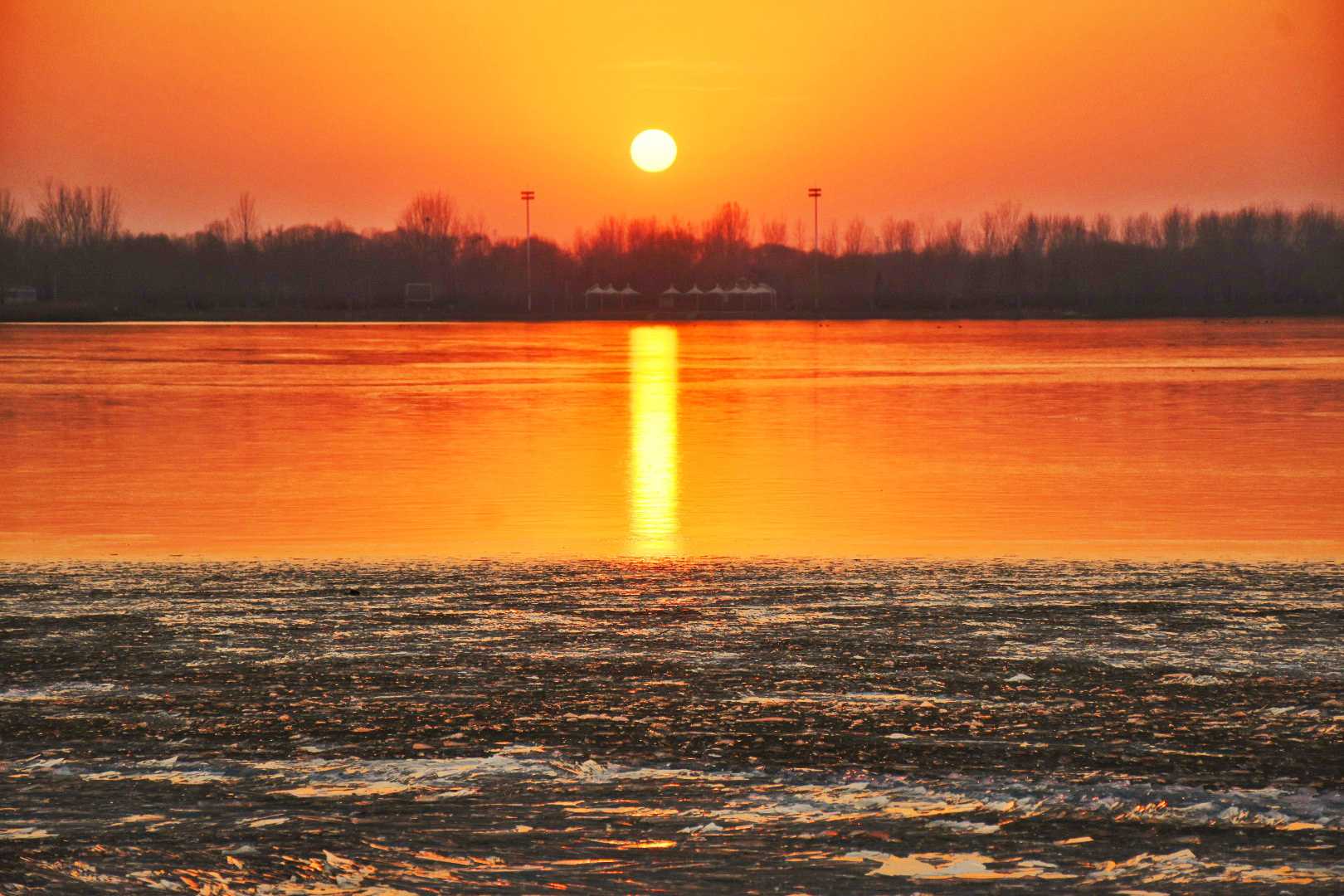 好景山东|落日熔金红漫天!