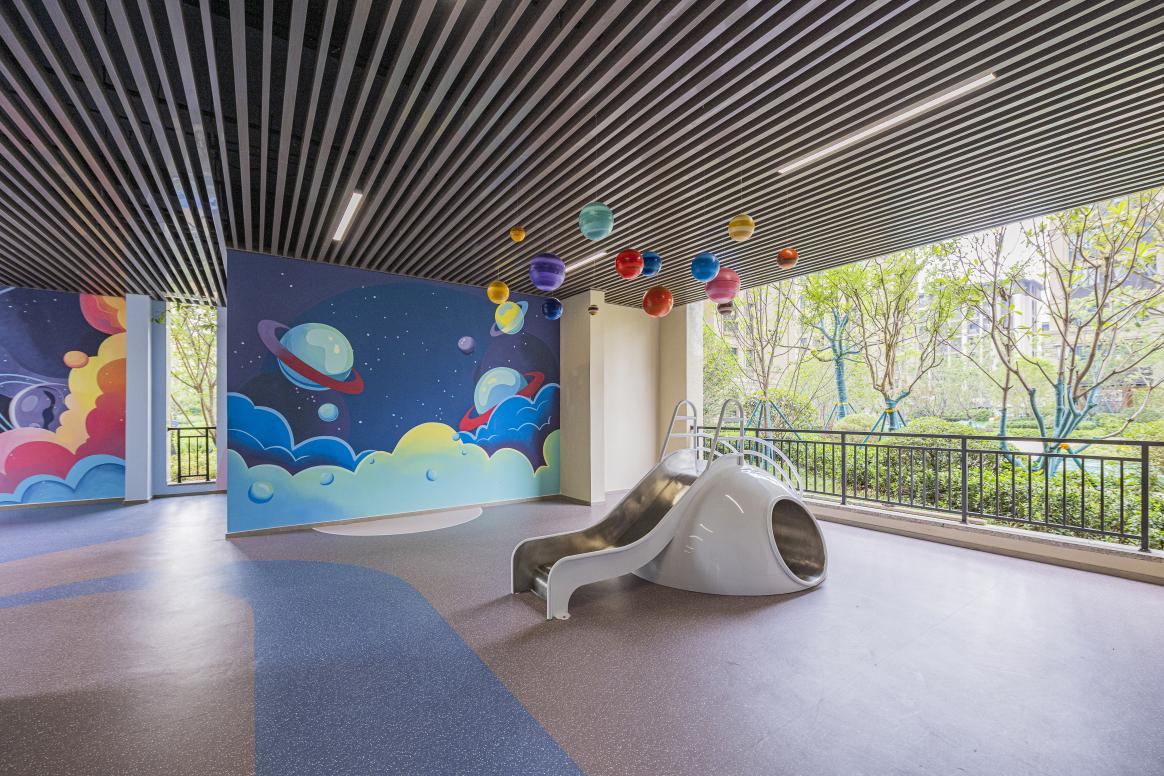 绿城·合肥蘭园架空层实景照