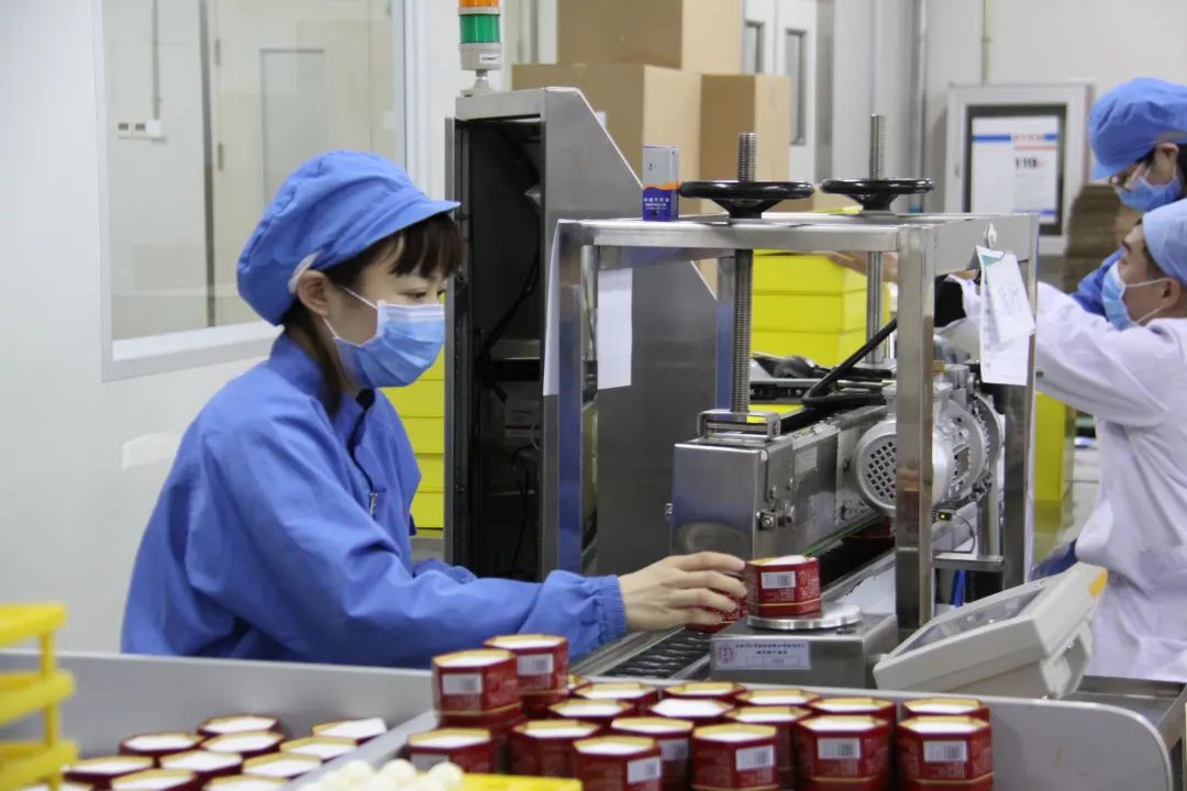 5条药品生产线同步开跑,管家式服务助力同仁堂满工满产_新浪财经_新浪