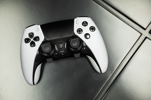 ps5精英手柄电池续航更短