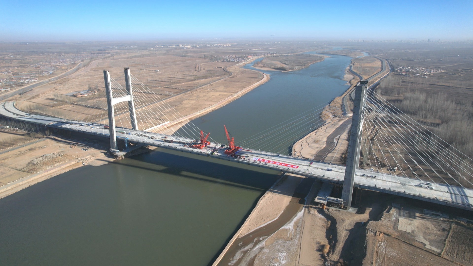 宁夏中卫下河沿黄河公路大桥顺利合龙|宁夏|中卫市|黄河_新浪新闻