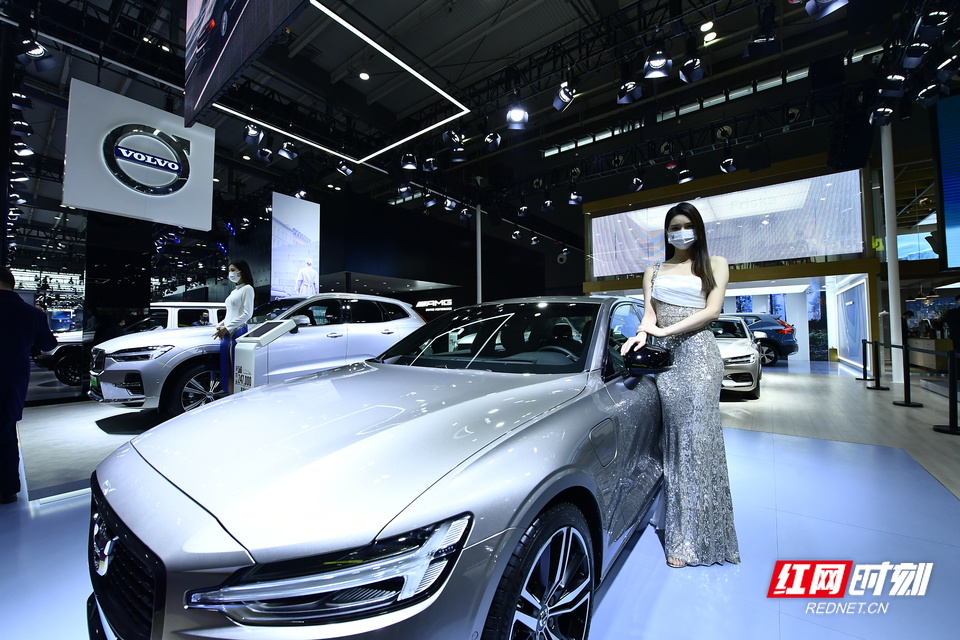 组图丨第十八届长沙国际车展开幕高清镜头带你看香车