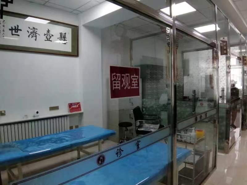 “脆弱”的基层医疗,将要抵挡“99%”的感染浪潮