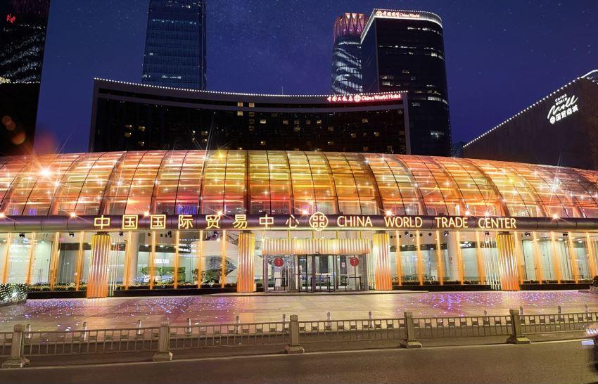 就餐等位,停车排队,北京国贸商城消费复苏势头明显